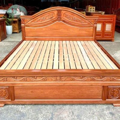 Giường thiên nga 2m20 gỗ xoan đào GN426