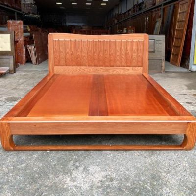 Giường chân cong 1m6 gỗ xoan đào GN545